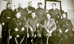 В ту роковую февральскую ночь