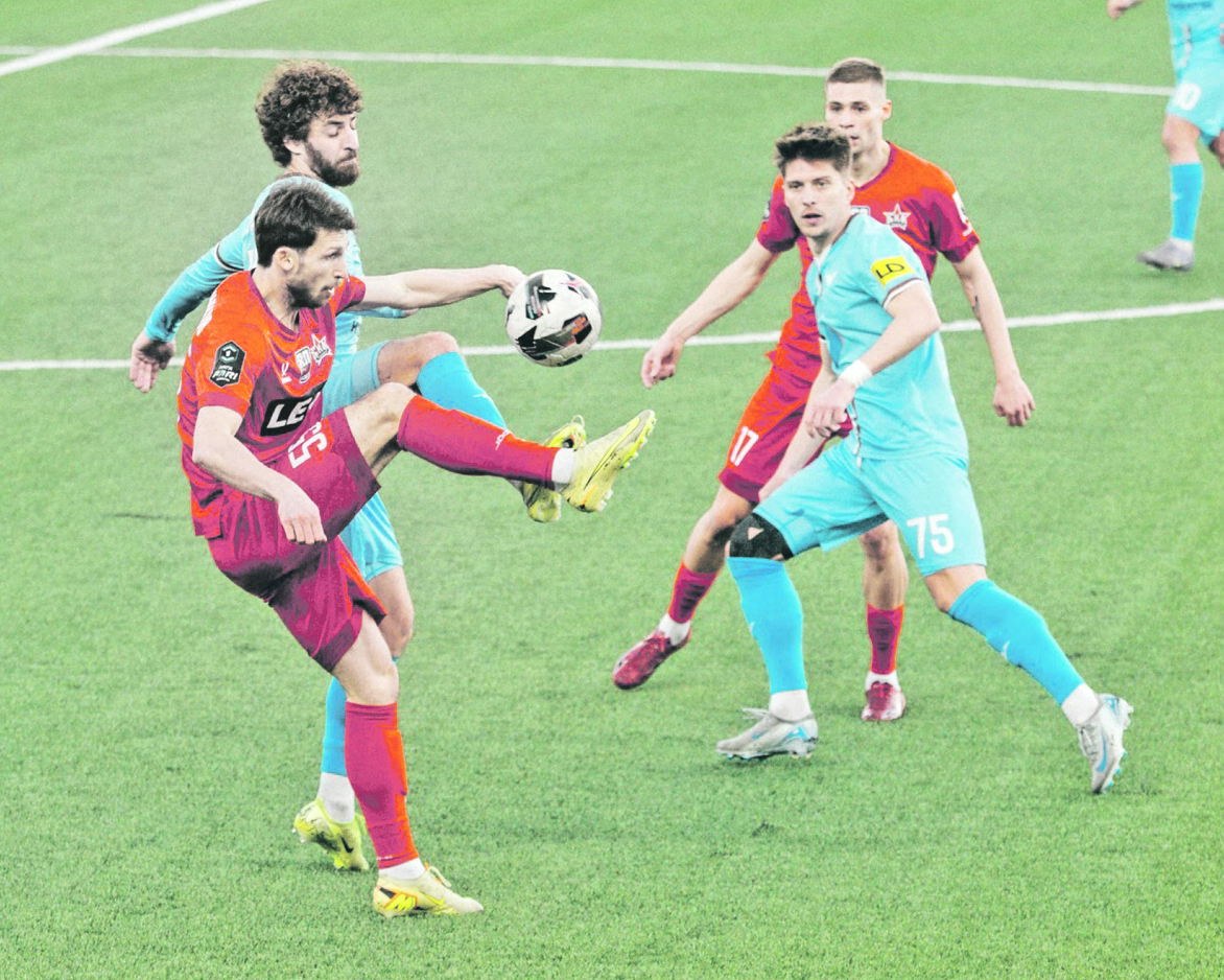 «СКА-Хабаровск» забил четыре мяча, но засчитали только два