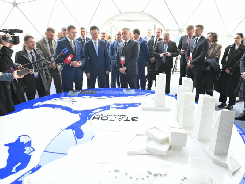 БОЛЬШОЙ УССУРИЙСКИЙ ПЛАНИРУЕТ МИЛЛИОННЫЙ ГРУЗО- И ПАССАЖИРОПОТОК