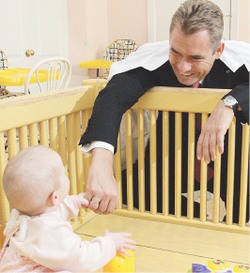 Астахов прилетал отметиться в «Твиттере»?