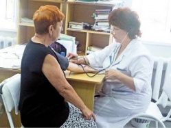 В обновленную больницу едут из других сёл