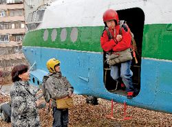 Ребята учатся летать