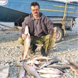 А с паспортом у рыбы как?