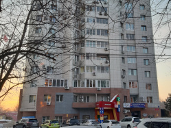 Где эта улица, где этот дом