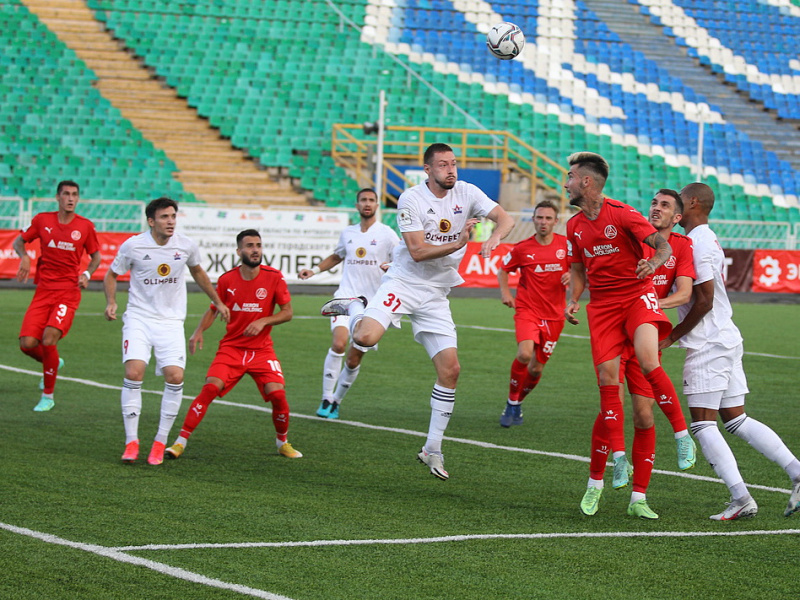 Армейцы начинают и выигрывают