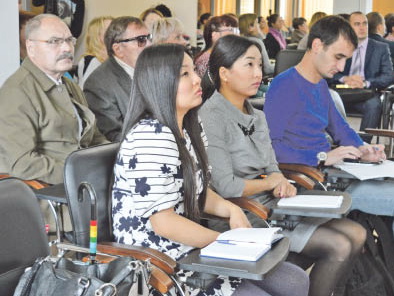 Почему НКО не могут полноценно оказывать соцуслуги