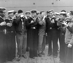 В августе сорок пятого