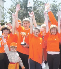 Металлургам подарили крылья