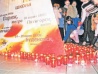 Около 1000 свечей зажглись 3 сентября на главной площади Хабаровска в память о жертвах террористических актов.