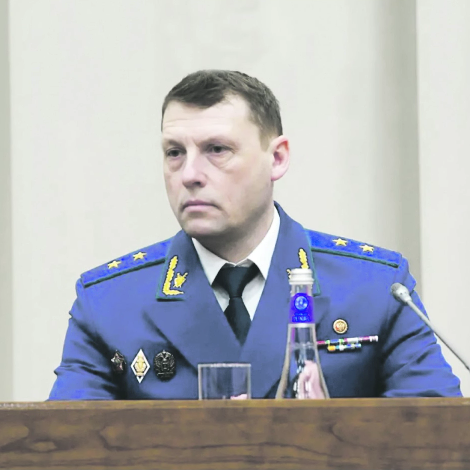 Генеральный прокурор в Хабаровске представил нового прокурора ДФО