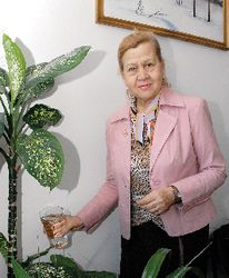 Знаю, чем дышит родная земля