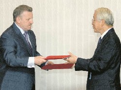 Мы дружим с Хёго 40 лет!