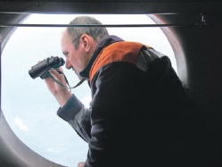 В аэроклуб ДОСААФ пришли за документами  