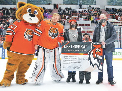 Звёзды кино, цветы и другие сюрпризы