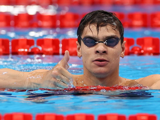 По натуре он максималист