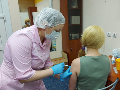 Вакцинироваться легко и быстро в Хабаровске