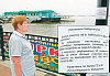 На набережной в Хабаровске появились такие объявления