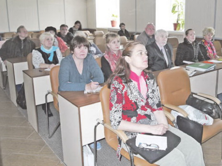 В сентябре приглашаем сесть за парты