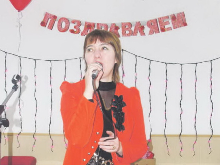 Оксана Севрюкова любит спорт, музыку и пение