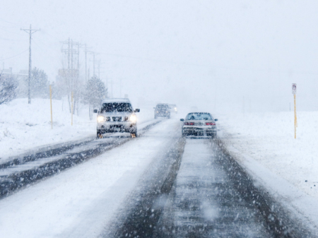 И снег, и ветер, и звёзд ночной полёт…