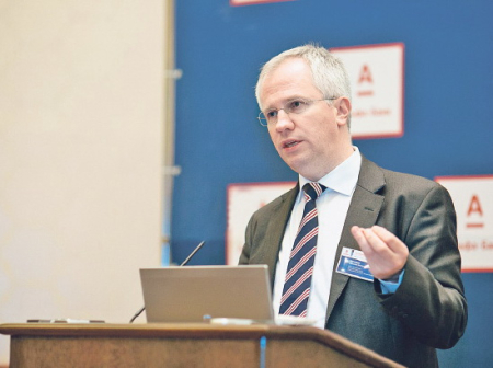 Банковский бизнес - для больших игроков