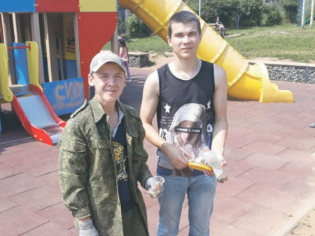 Лето - это маленькая жизнь и большой труд