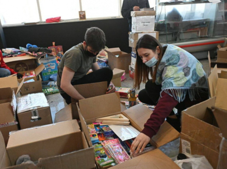 10 тонн уже собрано для беженцев