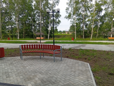 Новый сквер открыли в Вяземском