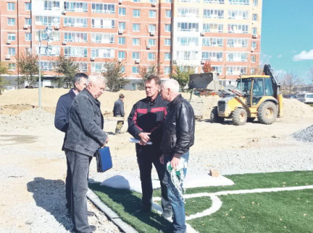 «Авангард» возвращается в Хабаровск с футболом и ледовым катком