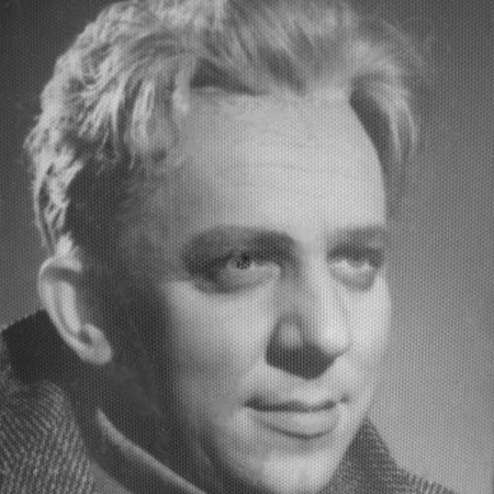 Режиссуре не учился, но был маститым драматургом