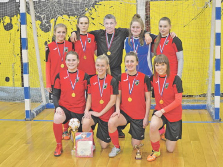 Девчонки рвутся в бой