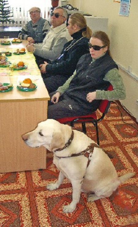 В «Спектре» не поют только собаки-поводыри