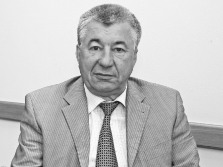 У социальной нормы... критические дни