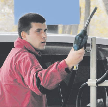 Нефтяные «дочки» играют в регионах