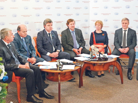 Оленей в нашем крае заклеймили по закону