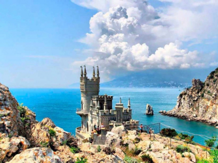 Почти как в «Мастере и Маргарите»