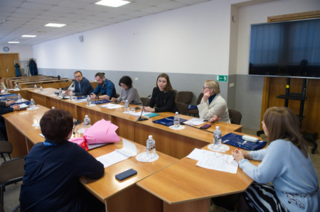 Роль СМИ в избирательных процессах и особенности работы госпабликов обсудили общественники