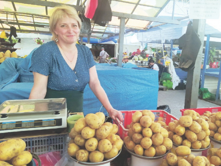 В лидерах картофеля «Адретта», а красную не очень и берут