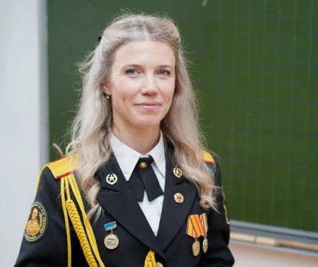 Юлия Борец в конкурсе «Учитель года» стала «Вдохновляющим наставником»
