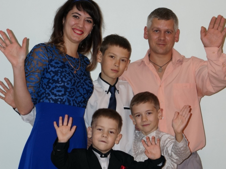 Рецепт семейного счастья - дети, любовь и ещё дети